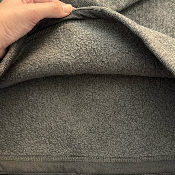 The North Face Half-Zip Sweater Fleece (Men’s) - Picture 3 of 6